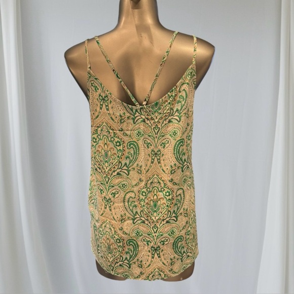 ✅Elegant Green Paisley Camisole Top - Picture 2 of 12
